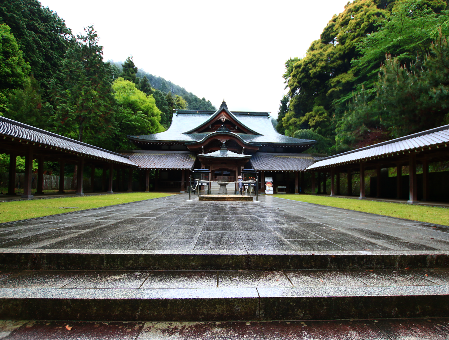 Ishizuchiyama Golden Temple